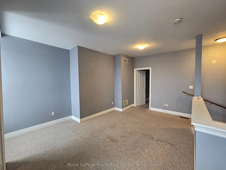 54 King St E #208 — Photo 5