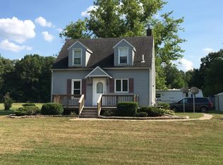 7999 Oakville Waltz Rd, Belleville, MI 48111