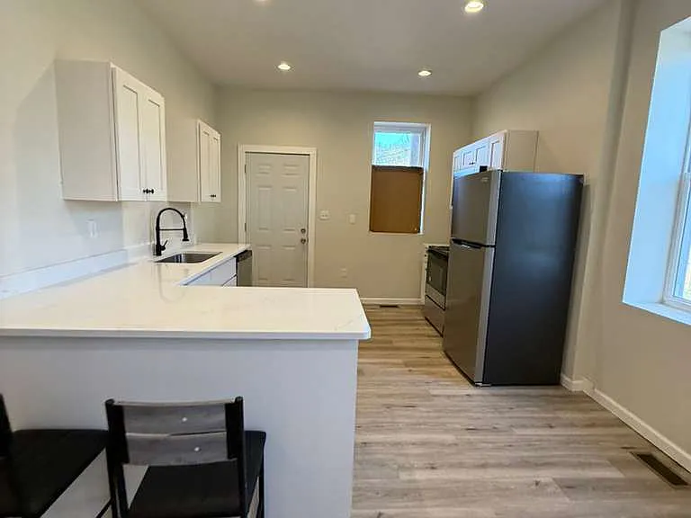 3215-3217 Nebraska Ave #3215-1F NEBRASKA AVE — Photo 5