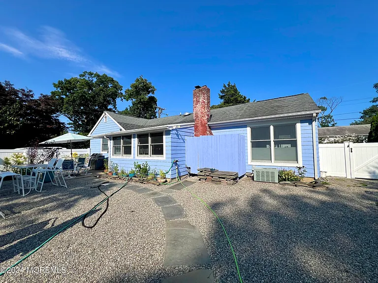 509 Riverwood Park — Photo 19