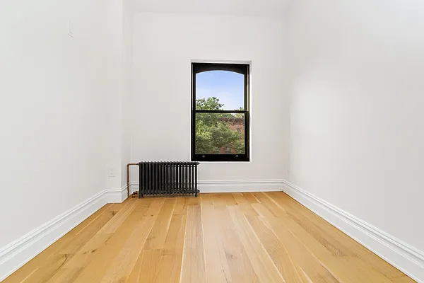 Rented by Compass | media 17