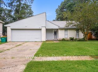 203 Hartford Dr, Conroe, TX 77303