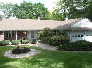 43 High Wood Rd, West Hartford, CT 06117