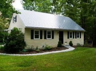 198 Tirrell Hill Rd, Goffstown, NH 03045