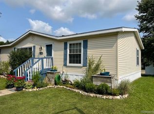 316 Hunters Rill, Oxford, MI 48371