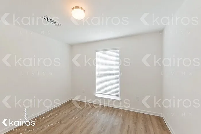 11405 Camden Court Cir — Photo 17
