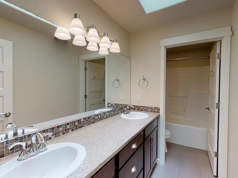 3330 S Holly St — Photo 20