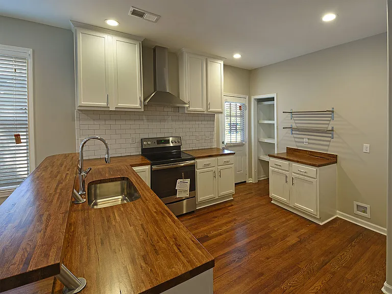 1556 Tutwiler Ave — Photo 5