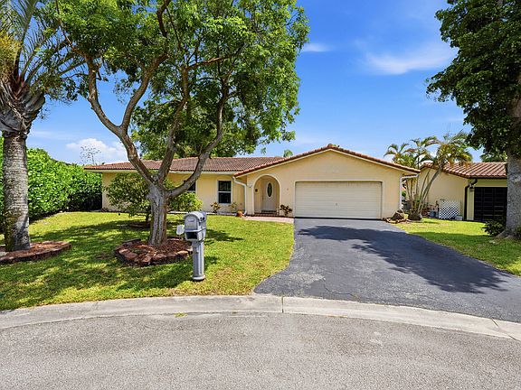 4th image of 11748 NW 28th Street