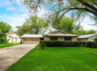 3213 Seaside St, Irving, TX 75062