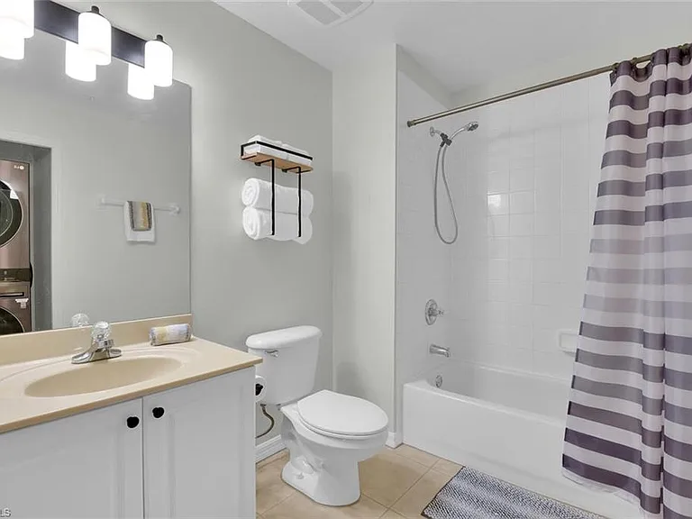 9165 Celeste Dr #3-303 — Photo 17