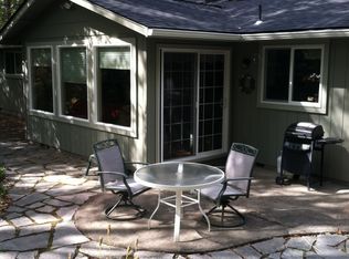 951 Lathrop Rd, Grants Pass, OR 97526