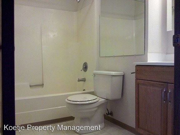 4th image of 1298 SE 4th Ave APT 206