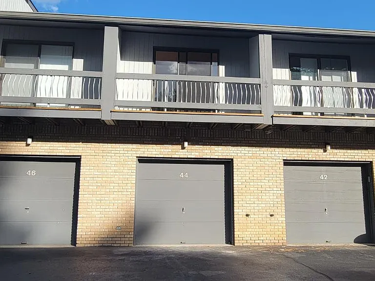 44 Peachtree Ct — Photo 13