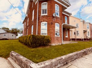 37 3rd St UNIT 2, Hanover, PA 17331