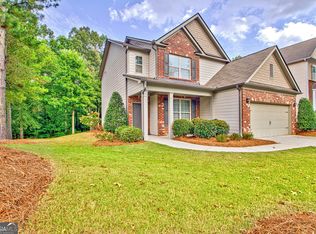 2 Lakeshore Pkwy, Newnan, GA 30263