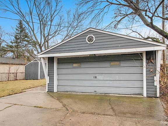 4th image of 1262 Lester Ave