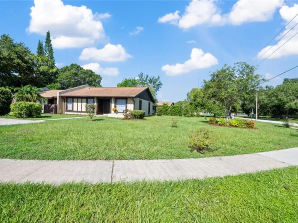 10132 88th St, Seminole, FL 33777