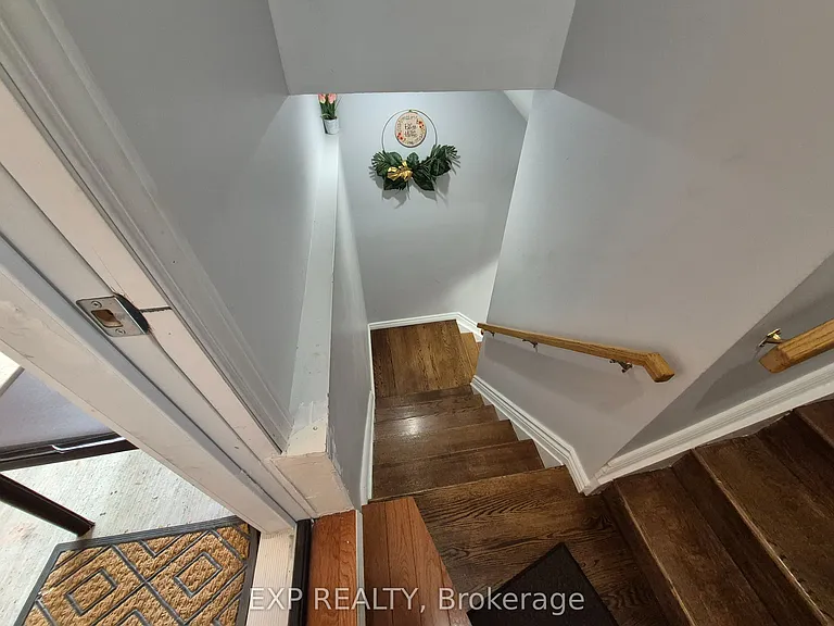 192 Windhurst Dr — Photo 3