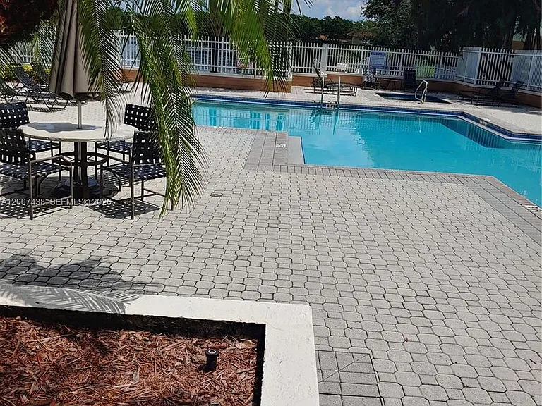 704 NW 92nd Ave #704 — Photo 7
