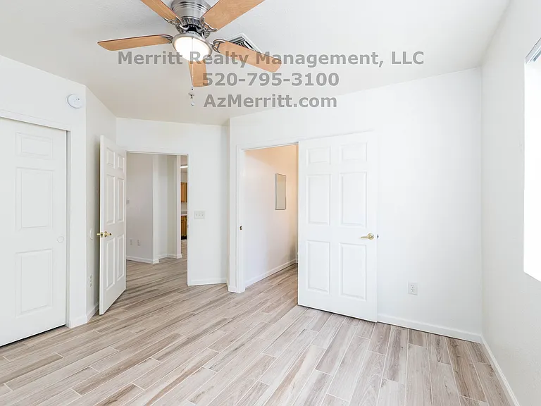 1204 N Winstel Blvd #8 — Photo 9
