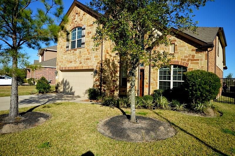 1st image of 9422 Briscoe Bend Ln