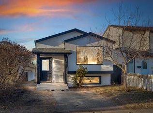 123 Abingdon Ct NE, Calgary, AB T2A6S4