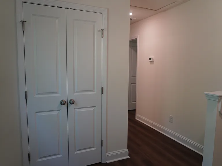 385 Buhmann Dr — Photo 13