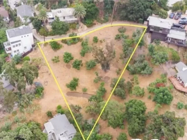 2365 Fellowship Pkwy #9, Los Angeles, CA 90039