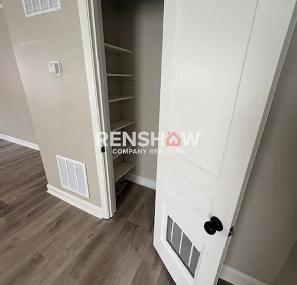 3774 Park Ave — Photo 6