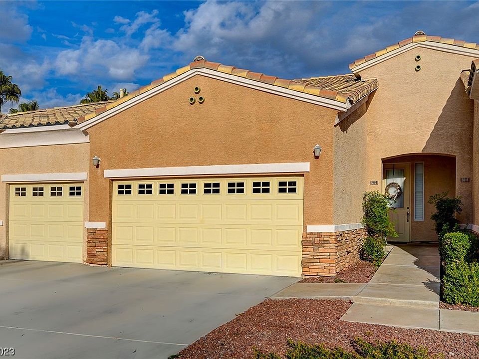 1st image of 219 Big Horn Dr Unit 2