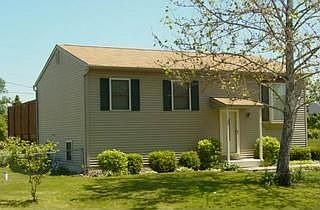 1st image of 6800 Lewis Dr