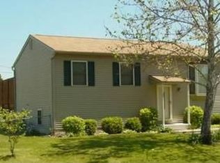 6800 Lewis Dr, Grove City, OH 43123