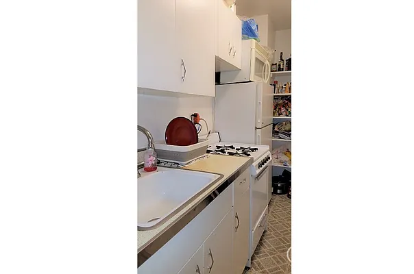 Rented by City Connections Realty | media 13