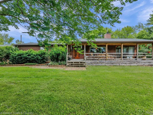 6068 W Grand River Rd, Laingsburg, MI 48848