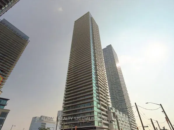 950 Portage Pkwy #3001, Vaughan, ON L4K 4Z4