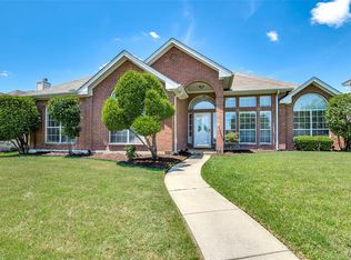 1714 Crosshaven Dr, Lewisville, TX 75077