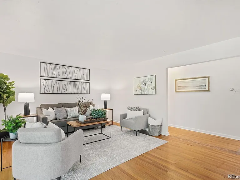 2311 S Jasmine Pl — Photo 18