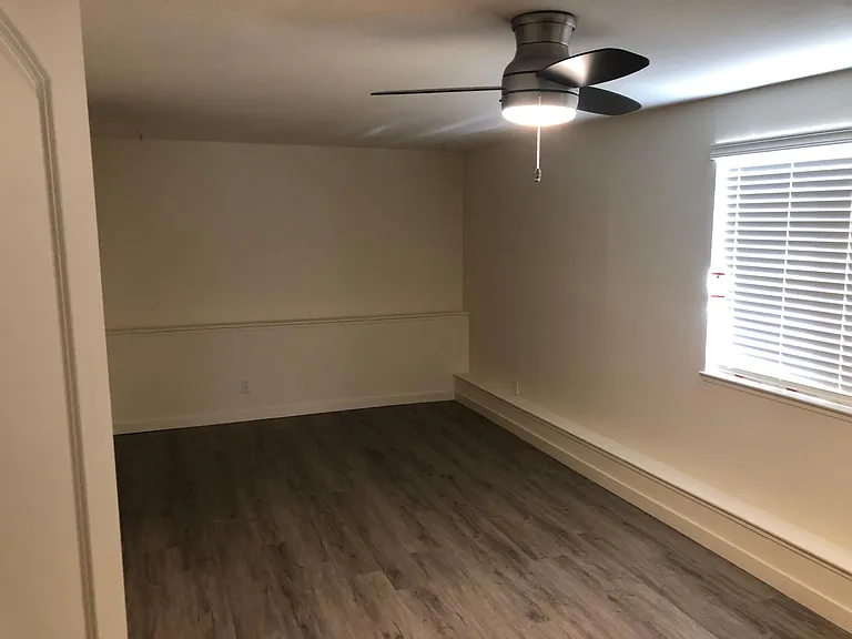 1330 Creekside Dr — Photo 6