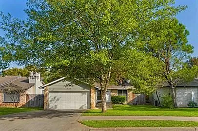 Building Photo - 8311 Treehouse Ln