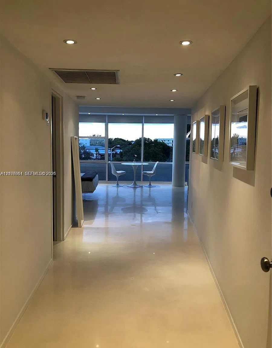 King Cole Condo — Photo 4