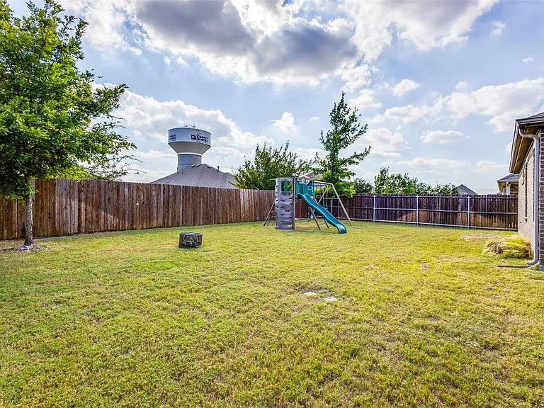 3725 Holley Ridge Way — Photo 24
