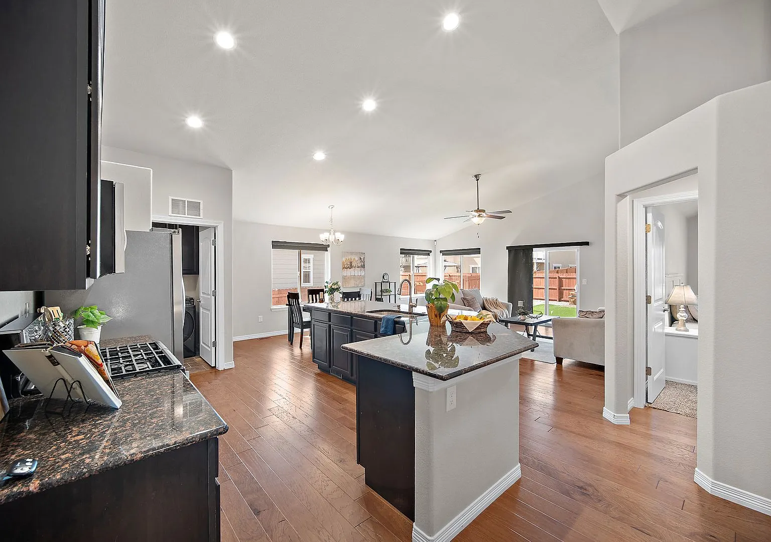 Spacious 5-Bedroom Rancher with 3-Car Garage in Meridian Ranch — Photo 3
