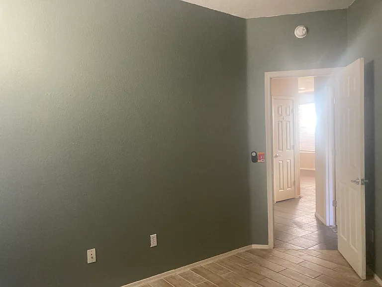 494 W Vuelta Friso — Photo 4