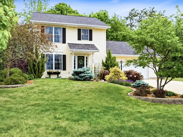 1163 Gruennert Ct, Jefferson, WI 53549
