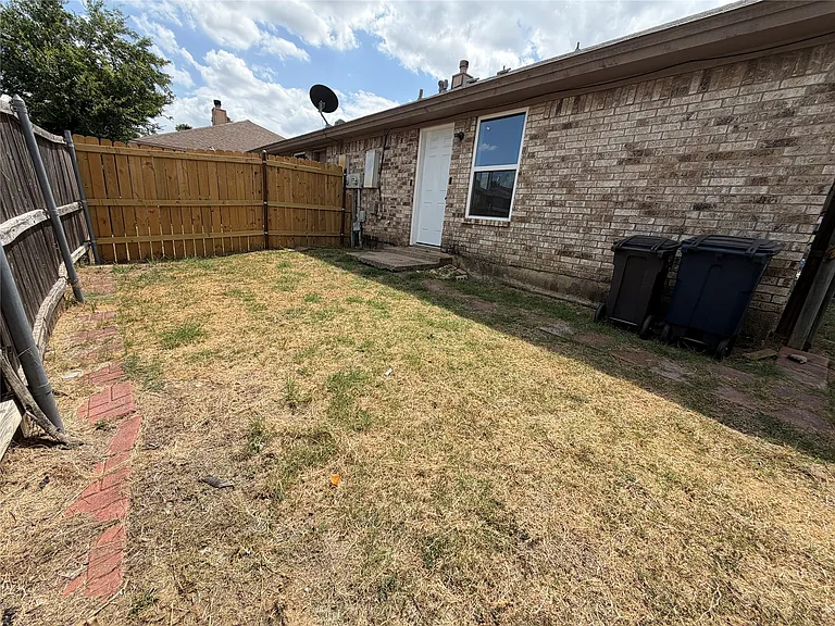 425 Signal Hill Ct N — Photo 14