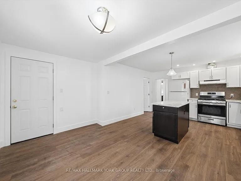 27008 Kennedy Rd #UPPER — Photo 2