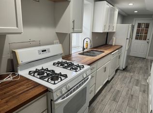 1841 W 19th St, Chicago, IL 60608