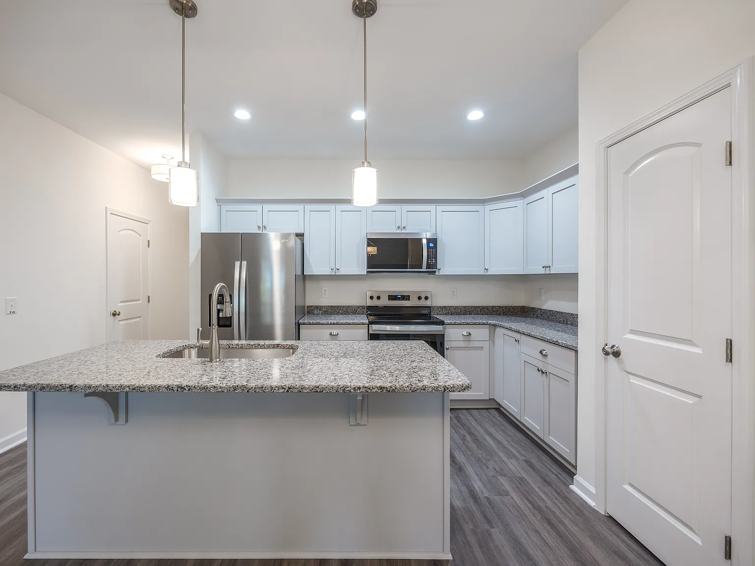 606-612 Townhomes of South Blackmon Street - 1 — Photo 3
