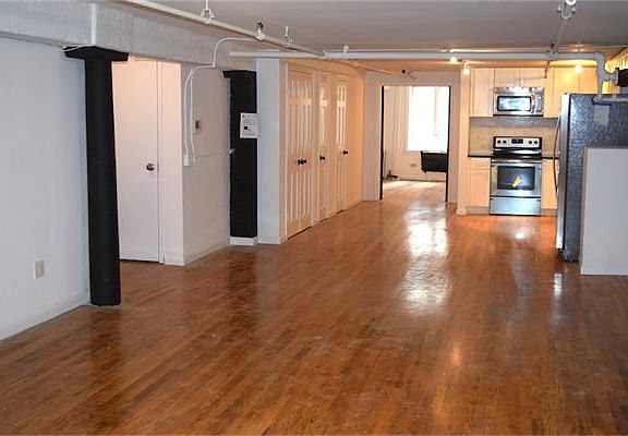 5th image of 76 Pearl St APT 4